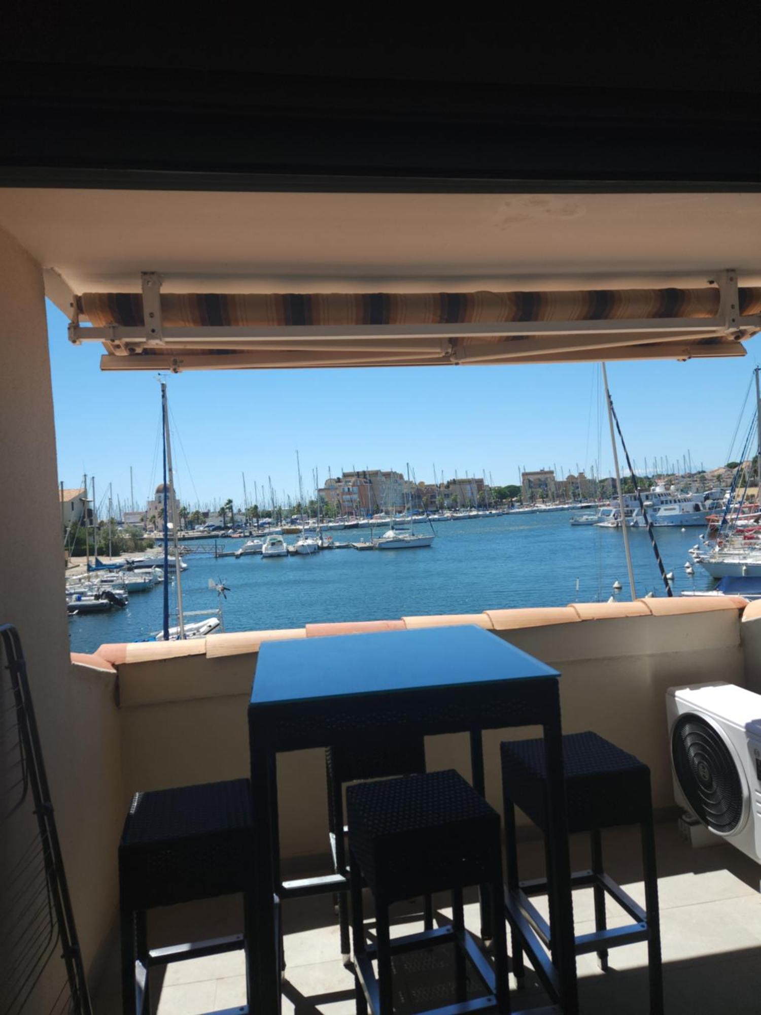 גרואיסאן Confort Sur Le Port מראה חיצוני תמונה